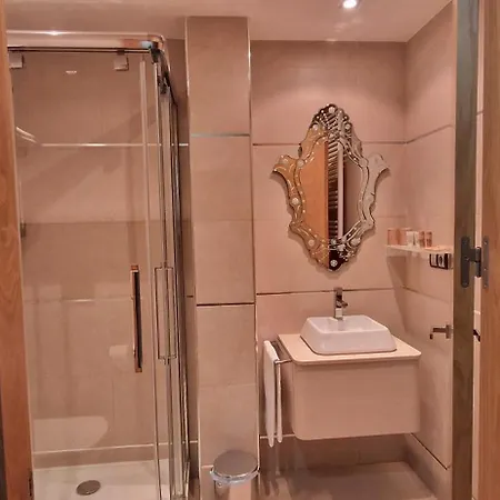 Pr Casa Savi Guest house Perbes